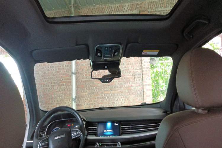 Used Haval H6 2017 Blue Label 1.5T Automatic Two-Wheel Drive ZhiShang Model