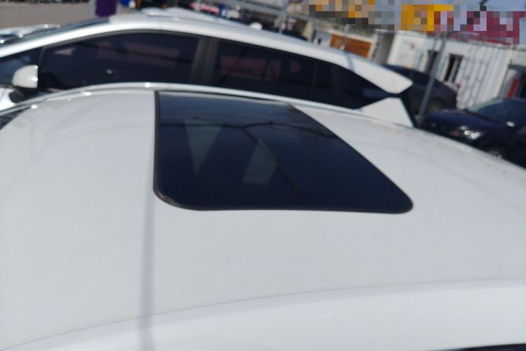 Used Roewe i5 2021 1.5L CVT Platinum Edition
