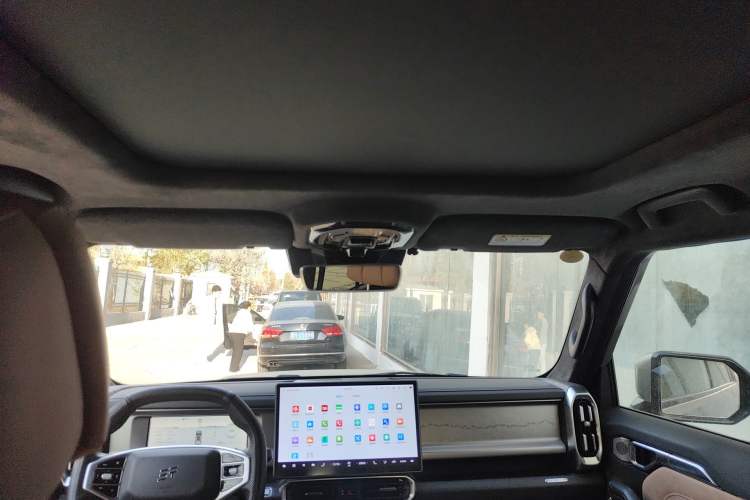 Used JETOUR Traveler 2023 2.0T All-Wheel Drive CrossPRO+ Headliner