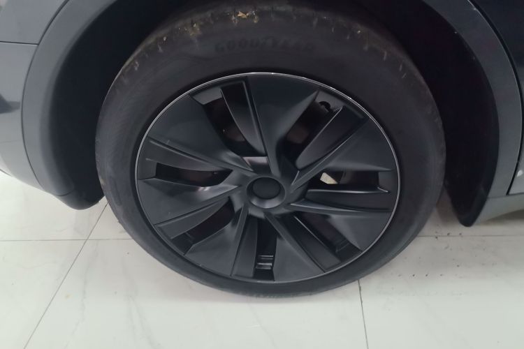 Used Tesla Model Y 2024 Rear-Wheel-Drive Version