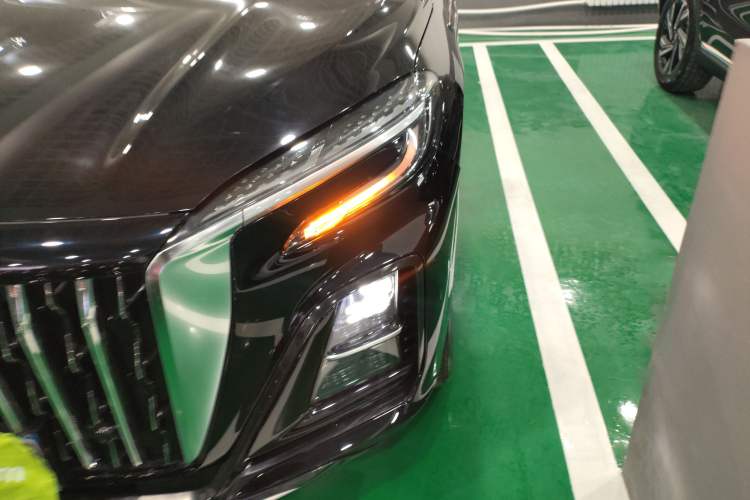 Used Hongqi HS3 PHEV 2024 PHEV 115km Jingwei Edition
