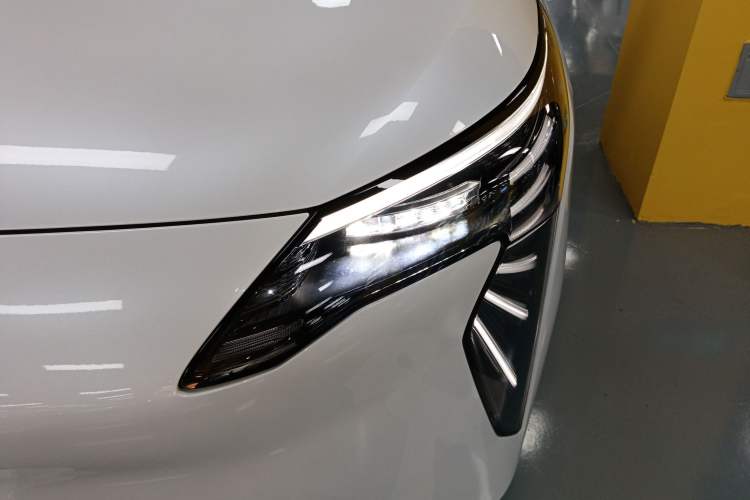 Used AION Y 2023 Plus 510 Smart Edition Left Front Headlight