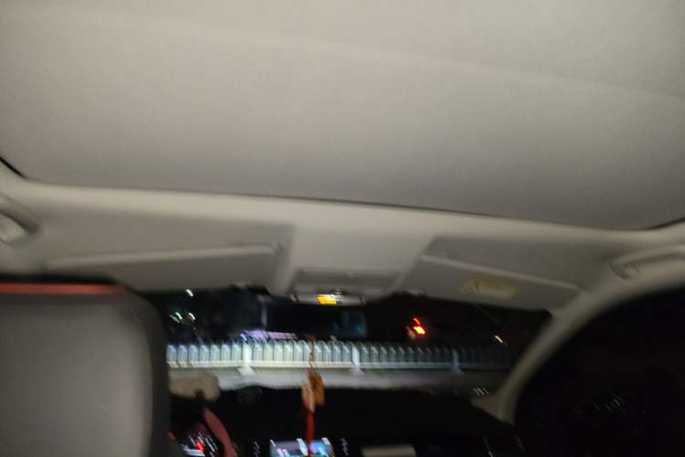 Used Land Rover Discovery Sport 2019 240 PS SE Dynamic Version China VI Standard