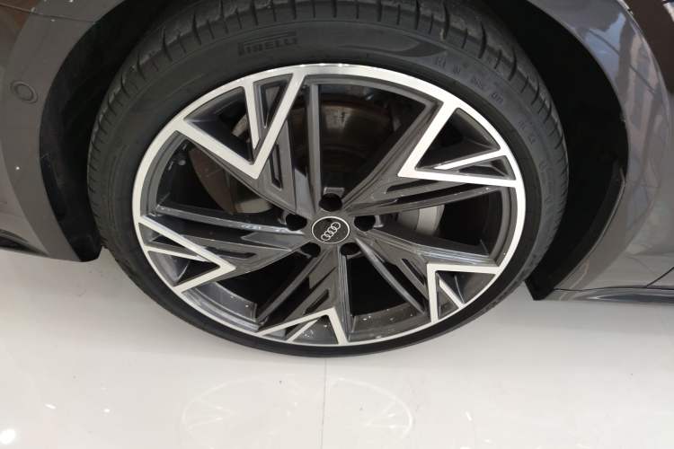 Used Audi A7L 2024 45 TFSI quattro S-line Black Warrior Edition
