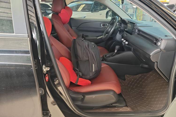 Used Honda Vezel 2023 1.5L CVT Elite Edition
