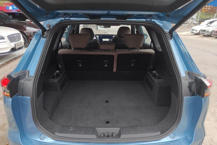 Used Chery Tiggo 8 PLUS C-DM 2025 1.5T 116 km Prestige Version 5 Seats