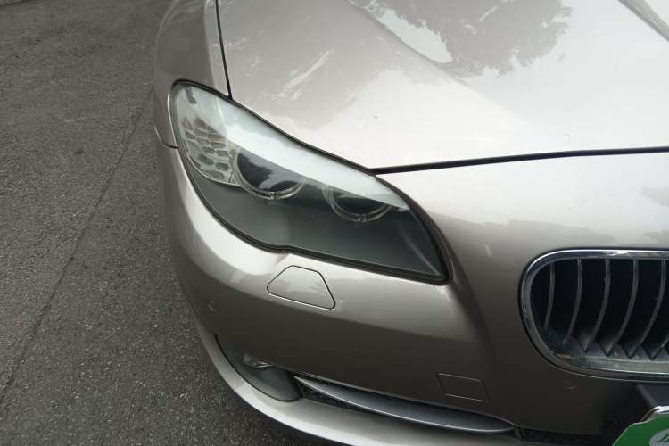 Used BMW 5 Series 2013 530Li Leading Model
