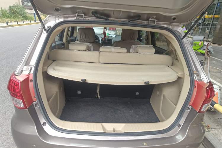 Used BAIC E Series 2012 Hatchback 1.5L Automatic Leshang Version
