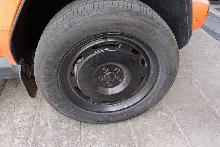 Used iCAR V23 2025 401 Two-Wheel Drive Intelligent Driving Version Right Front Wheel Hub