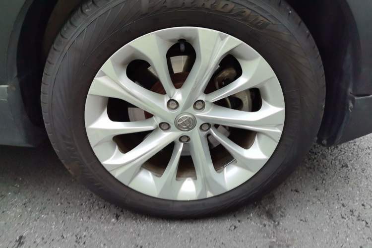 Used Brilliance V3 2016 1.5L Automatic Smart Version