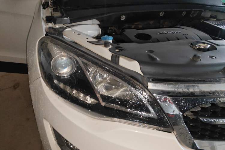 Used Zotye Domy X5 2015 1.5T Manual Luxury Model China V Standard