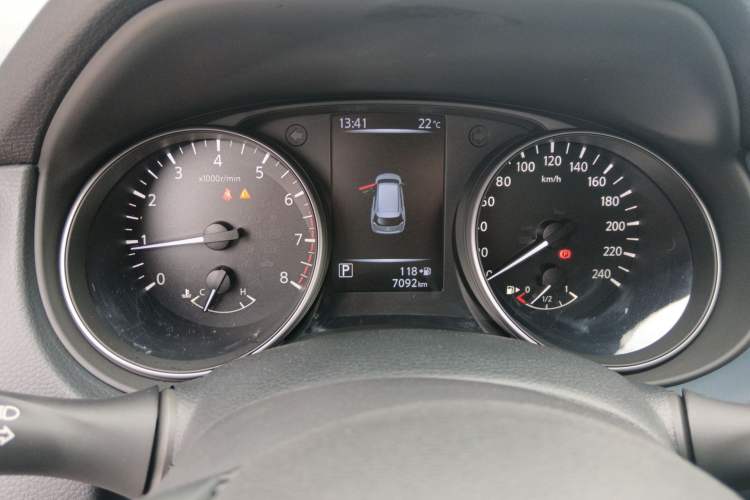 Used Nissan X-Trail 2025 Honor 2.0L Two-Wheel Drive Leading Edition Instrument Cluster