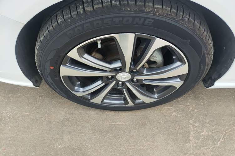Used CHANGAN Eado 2020 PLUS Blue Whale NE 1.4T GDI DCT Flagship Model Left Front Wheel Hub