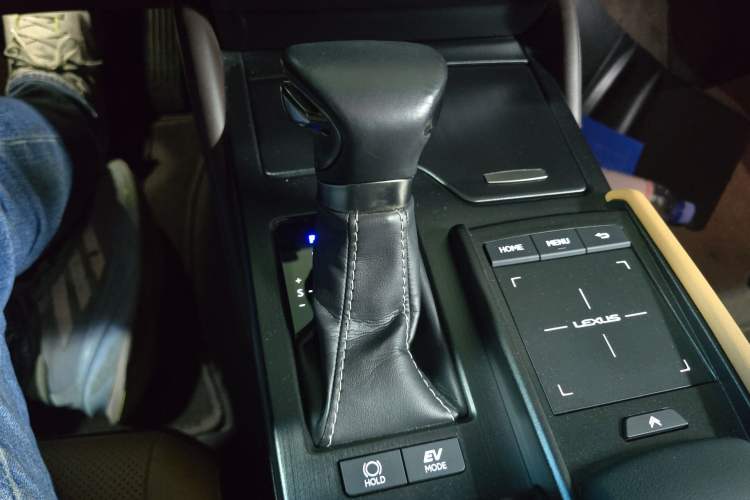 Used Lexus ES 2018 300h Premier Edition China V Standard