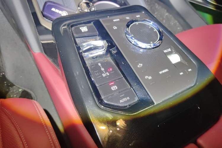 Used BMW 5 Series 2025 530Li Luxury Edition M Sport Package