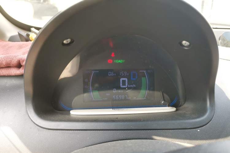 Used JMEV E200N 2020 E200N Fashion Edition (302 KM) Instrument Cluster