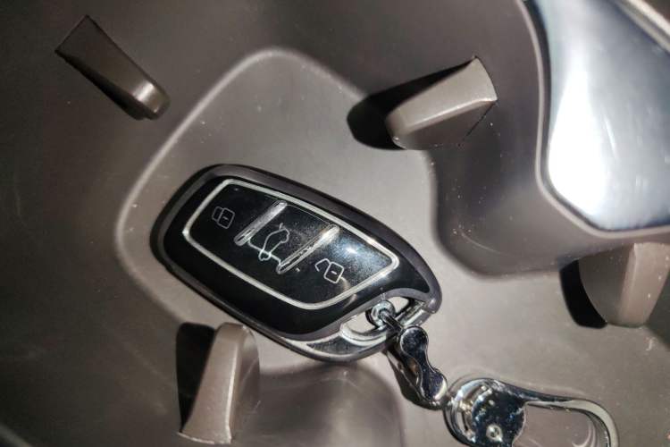 Used Roewe D6 2025 450 km Premium Edition
