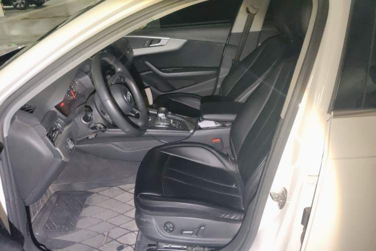 Used Audi A4L 2018 30th Anniversary Edition 40 TFSI Trendy Model Left Front Seat