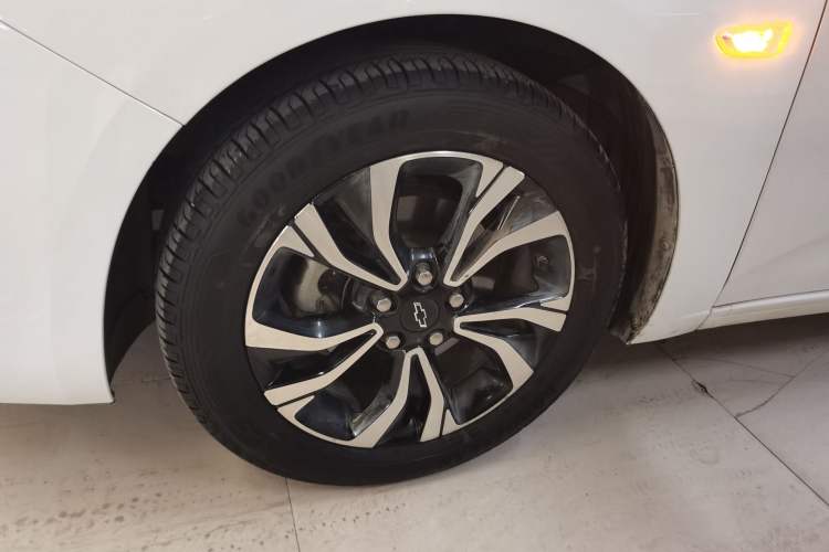 Used Chevrolet Monza 2019 RS 330T Automatic Comfort Edition China VI Standard