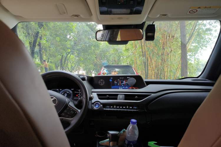 Used Lexus UX 2020 260h Explore & Adventure Edition
