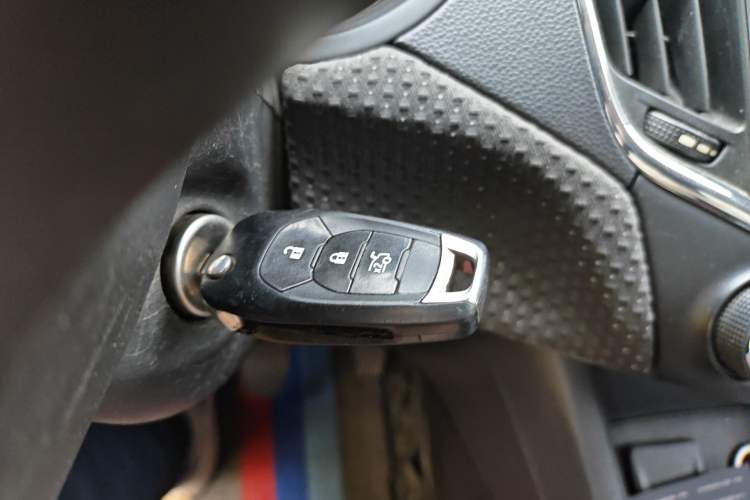 Used Chevrolet Cruze 2015 1.5L Manual Elite Edition