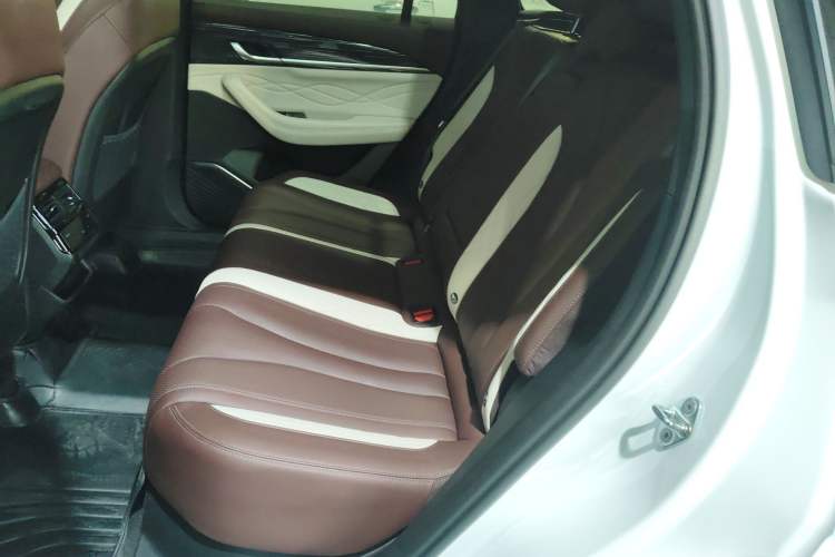 Used Geely Auto Monjaro L 2021 2.0TD DCT EVO Two-Wheel Drive Smart Luxury Version
