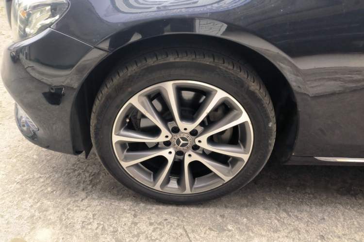 Used Mercedes-Benz E-Class 2018 Facelift E 200 L