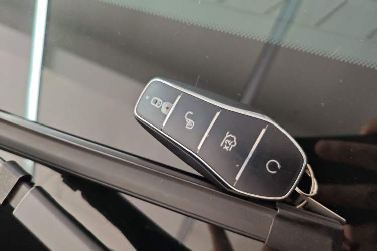 Used BYD Song L EV 2025 Intelligent Driving Version 662 km LiDAR Excellence Edition