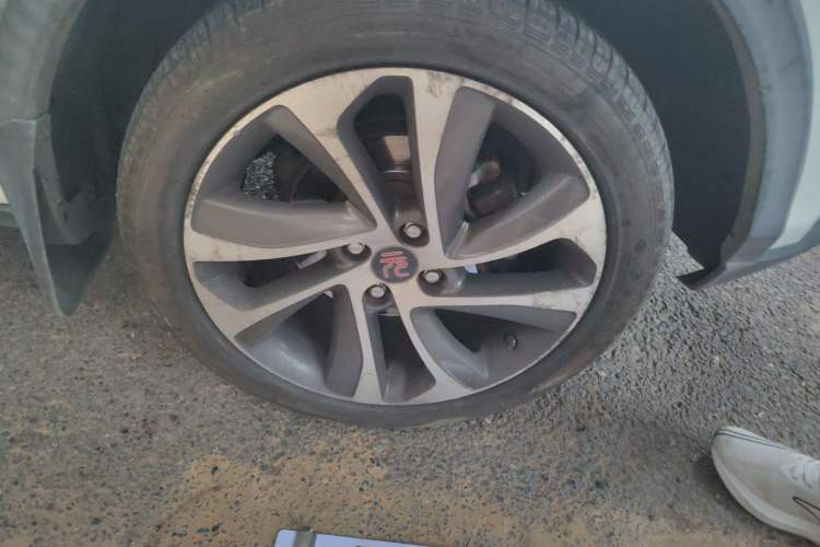 Used BYD Yuan 2016 1.5L Manual Luxury Model
