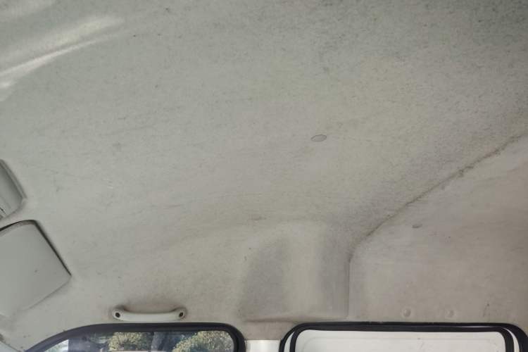 Used Jinbei Hiace X30 2021 1.5L Wealthy Van China VI Standard SWC15M
