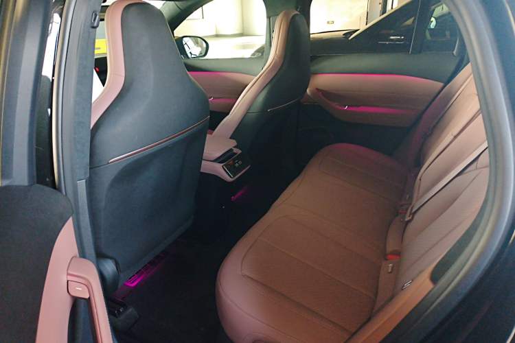 Used Nio EC6 2024 75 kWh