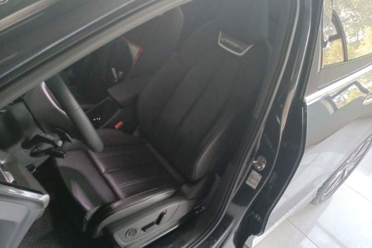 Used Audi Q4 e-tron 2022 40 e-tron Adventure Edition