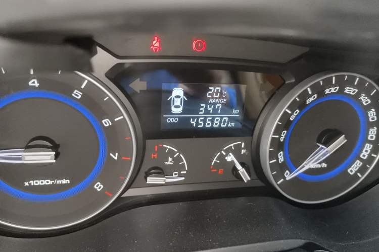 Used Changan Alsvin V7 2015 1.6L Manual Enjoyment Model China V Standard
