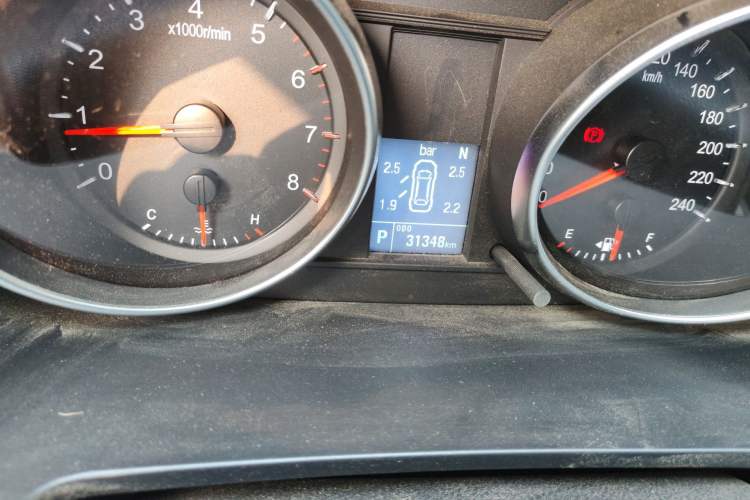 Used Haval M6 2021 PLUS 1.5T DCT Elite Smart Connectivity Model
