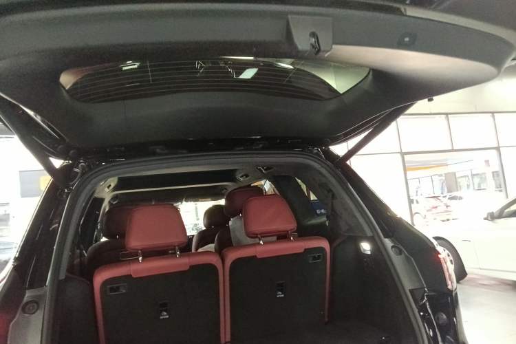 Used Hima AITO M8 2025 Extended-Range Max+ Version 53.4 kWh 6-Seater Edition
