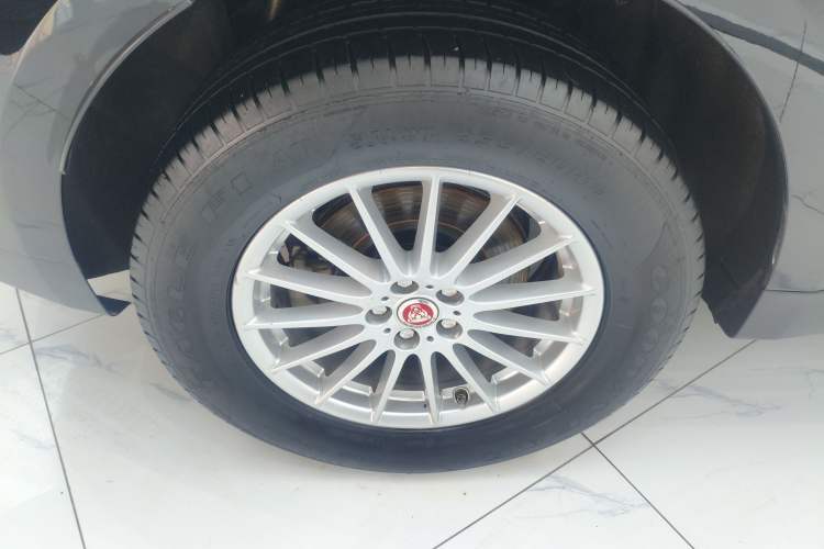 Used Jaguar F-PACE 2019 2.0T Four-Wheel Drive Urban Luxury Edition
