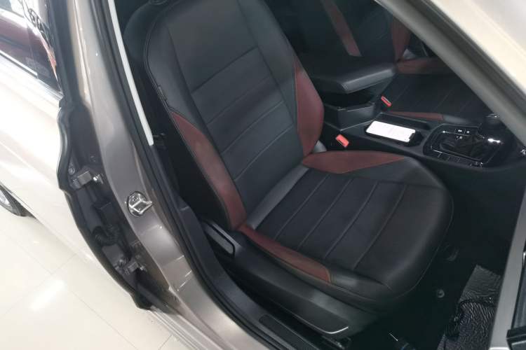 Used Volkswagen Bora 2021 1.5L Automatic Comfort Smart Connect Edition Right Front Seat