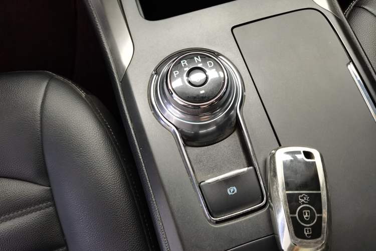 Used Ford Mondeo 2018 EcoBoost 180 Smart Control Fashion Model China VI Standard