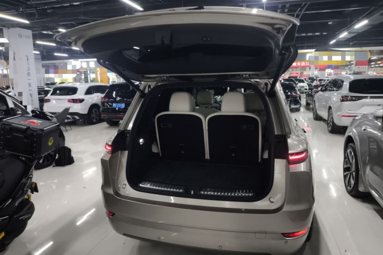 Used Li Auto L9 2022 Max model
