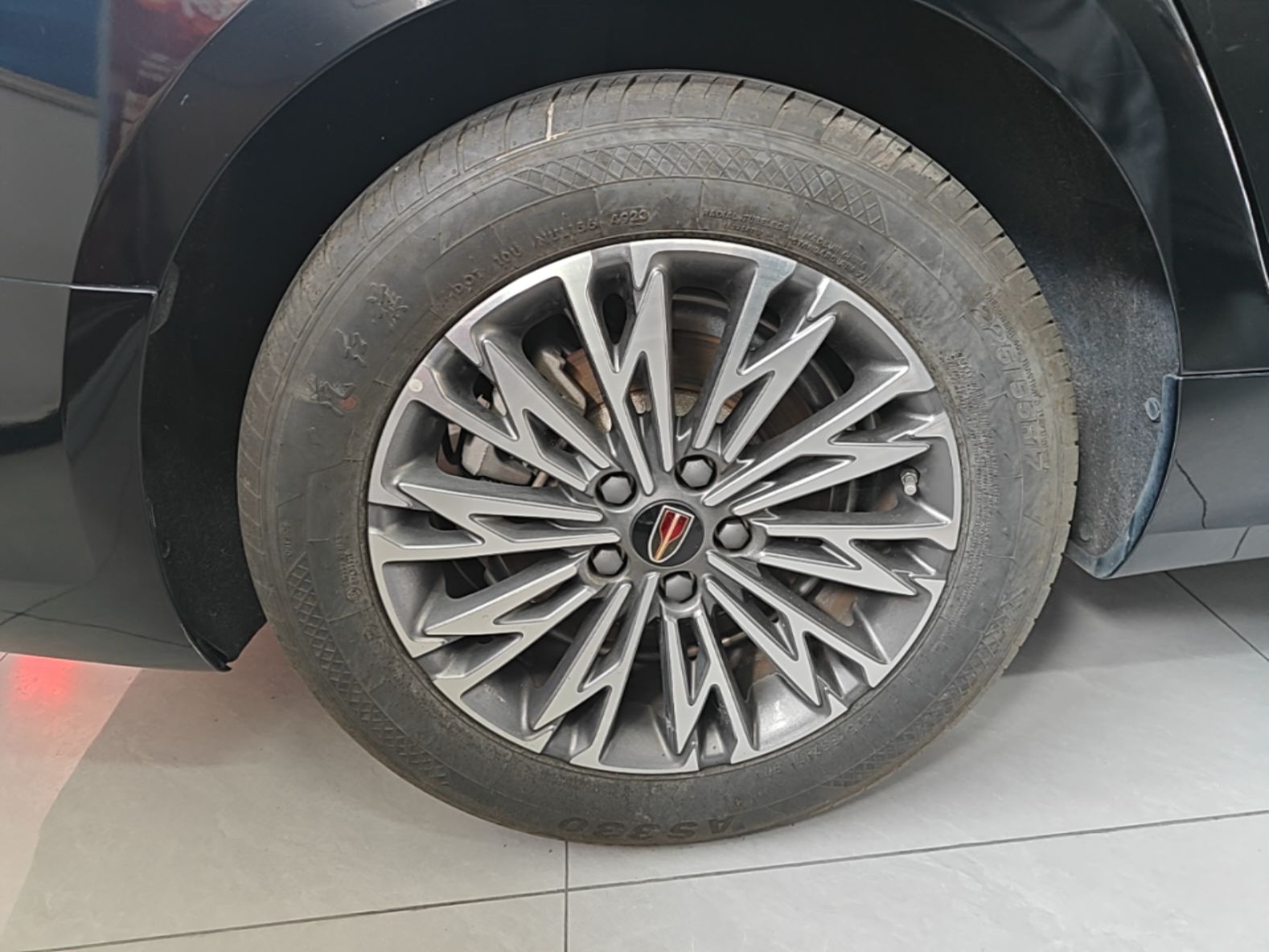 Hongqi H5 2024 1.5T DCT Smart Connect Flagship Edition - Chinese Trim Yun — снимка 11