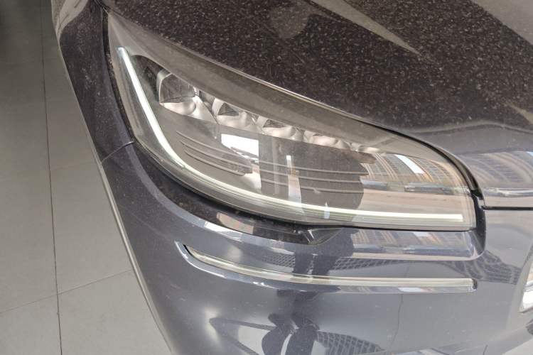 Used Lincoln Aviator 2020 3.0T V6 Four-Wheel Drive Zunya Edition Right Front Headlight