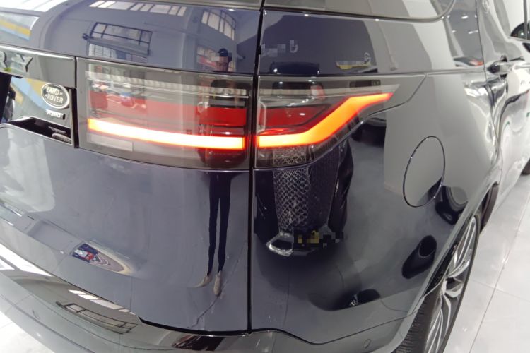 Used Land Rover Discovery 2021 360 PS R-Dynamic SE
