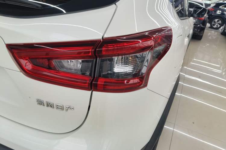 Used Nissan Qashqai 2021 2.0L CVT Smart Enjoyment Version Exterior 3