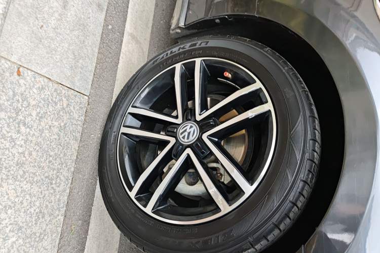 Used Volkswagen Lamando 2021 280TSI DSG Comfort Edition
