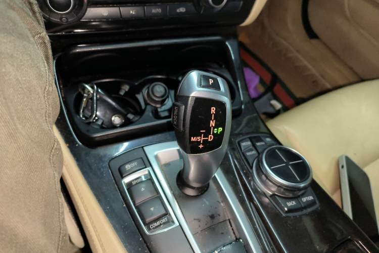 Used BMW 5 Series 2013 525Li Luxury Model