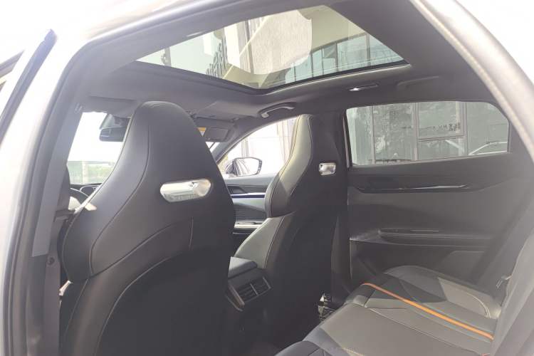 Used Changan UNI-V 2024 1.5T Prestige Edition
