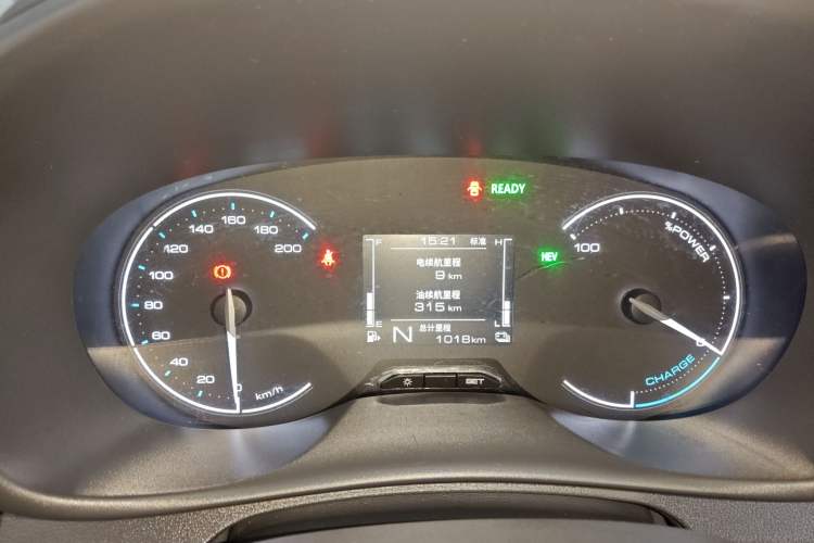 Used Wuling Hongguang New Energy 2025 Extended-Range Hybrid 50 km Utility Version