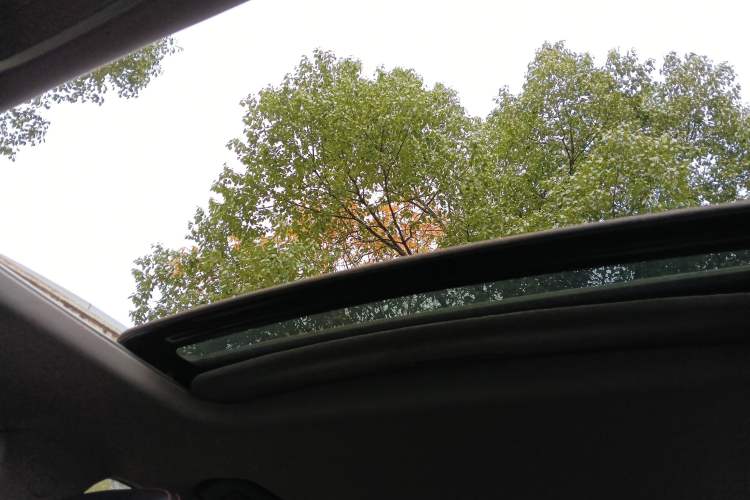 Used Geely Auto GX7 2015 Classic Edition 1.8L Manual Elite Model China V Standard
