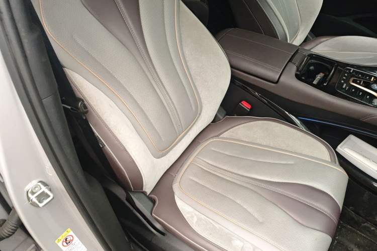 Used BYD Frigate 07 2023 DM-p 175 km Four-Wheel Drive Navigation Model