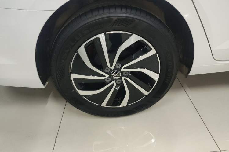 Used Volkswagen Lavida 2023 New Sharp 1.5L Automatic New Wish Edition